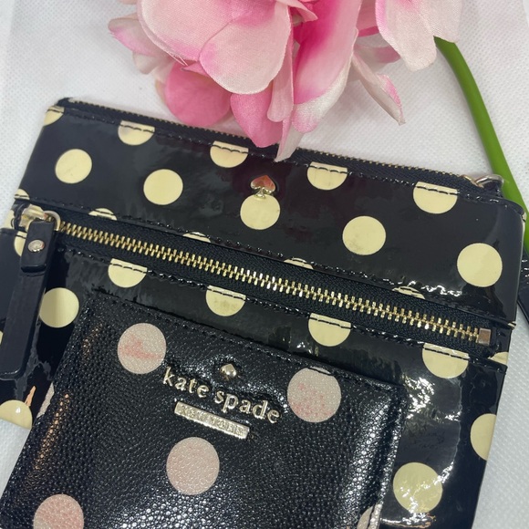 kate spade Handbags - Kate Spade Black & Cream Polka Dot Zip Wristlet and Card Case